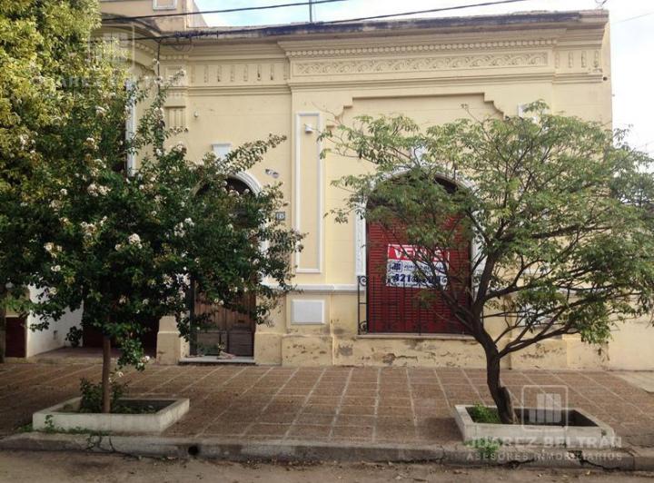 Casa · 225m² · 4 Dormitorios