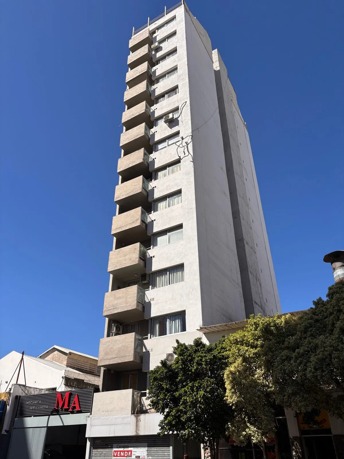 ALQUILO DUPLEX AMOBLADO, CERCA DE PLAZA COLON!!