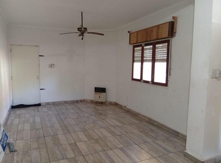 Casa · 102m² · 4 Ambientes · 1 Cochera