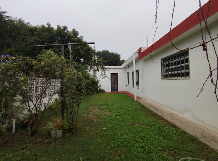 Casa · 192m² · 3 Dormitorios · 2 Cocheras