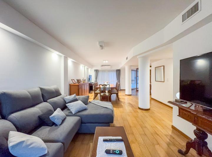Departamento · 181m² · 6 Ambientes · 2 Cocheras