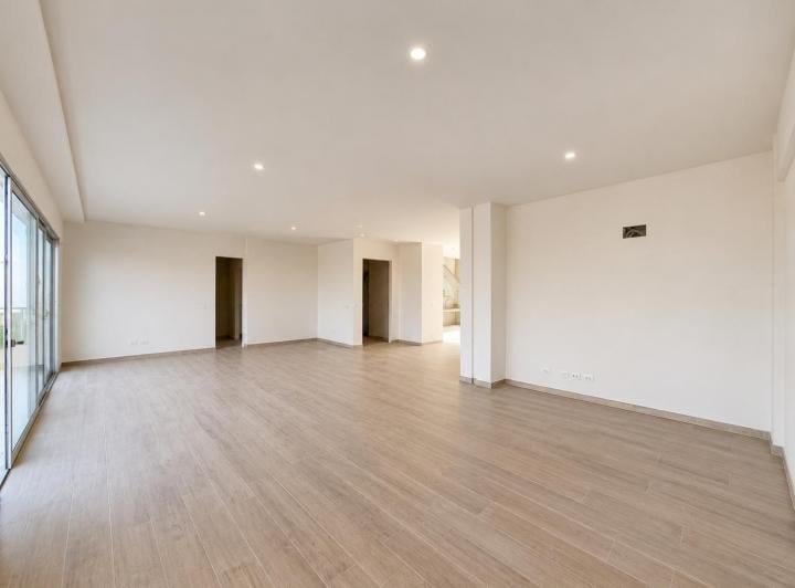 Departamento · 261m² · 5 Ambientes · 2 Cocheras