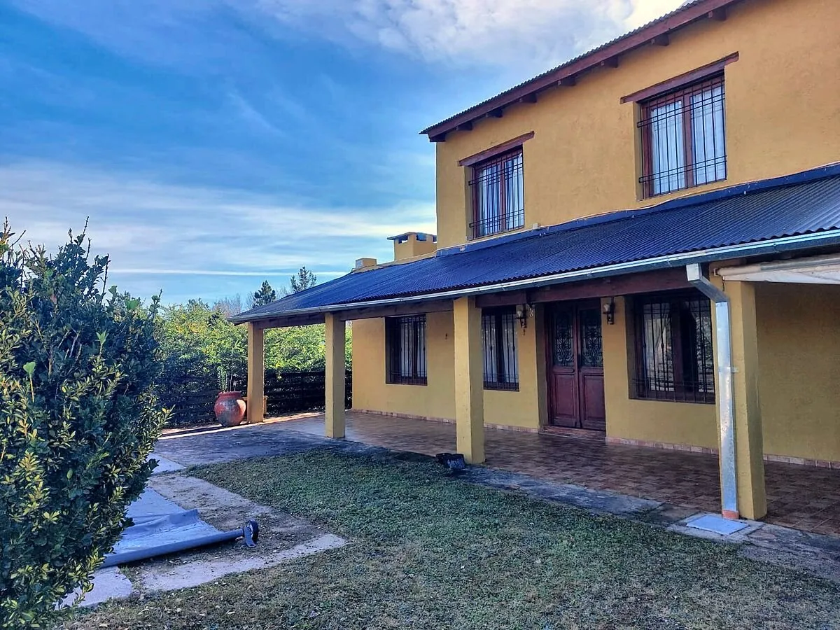 Casa en venta 5 dorm con pileta y vista a las sierras, Villa Yacanto