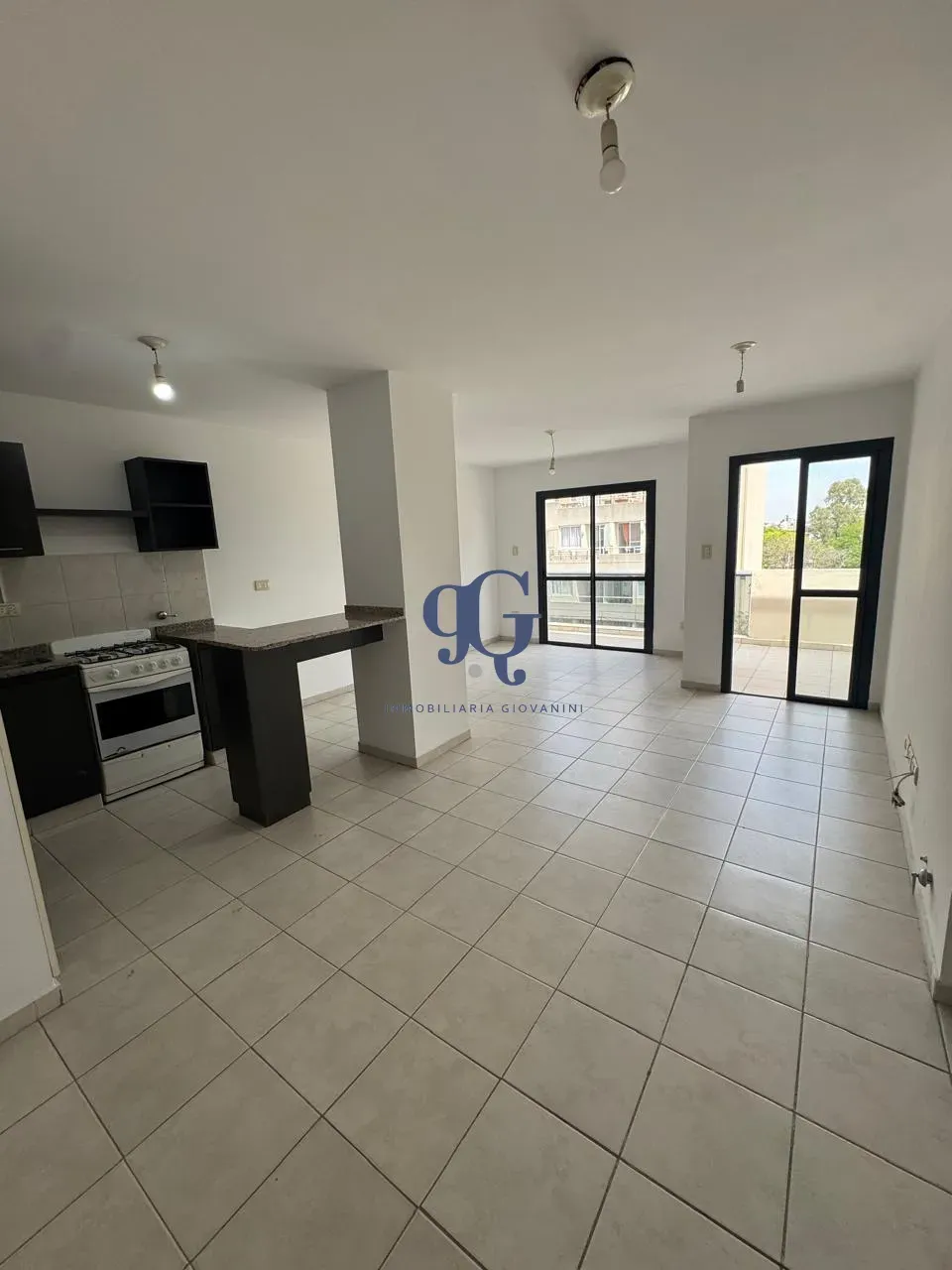 COFICO SEMIPISO - 2 DORM - 2 BAÑOS - TERRAZA PROPIA - VENTA