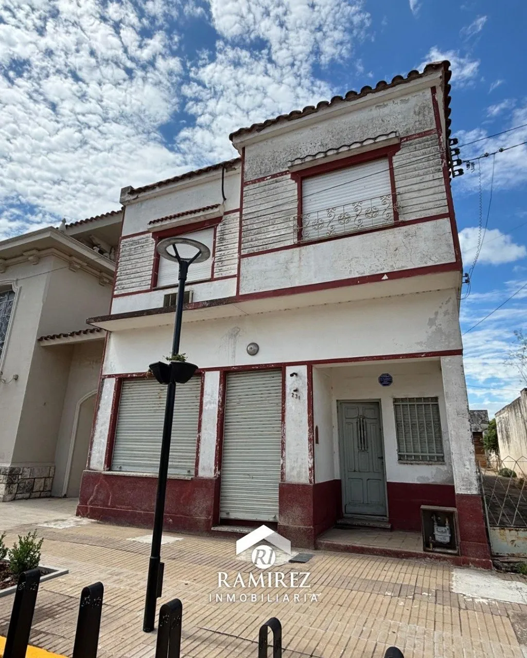 CASA CON LOCAL COMERCIAL EN VENTA - POZO DEL MOLLE, CORDOBA (CL11)