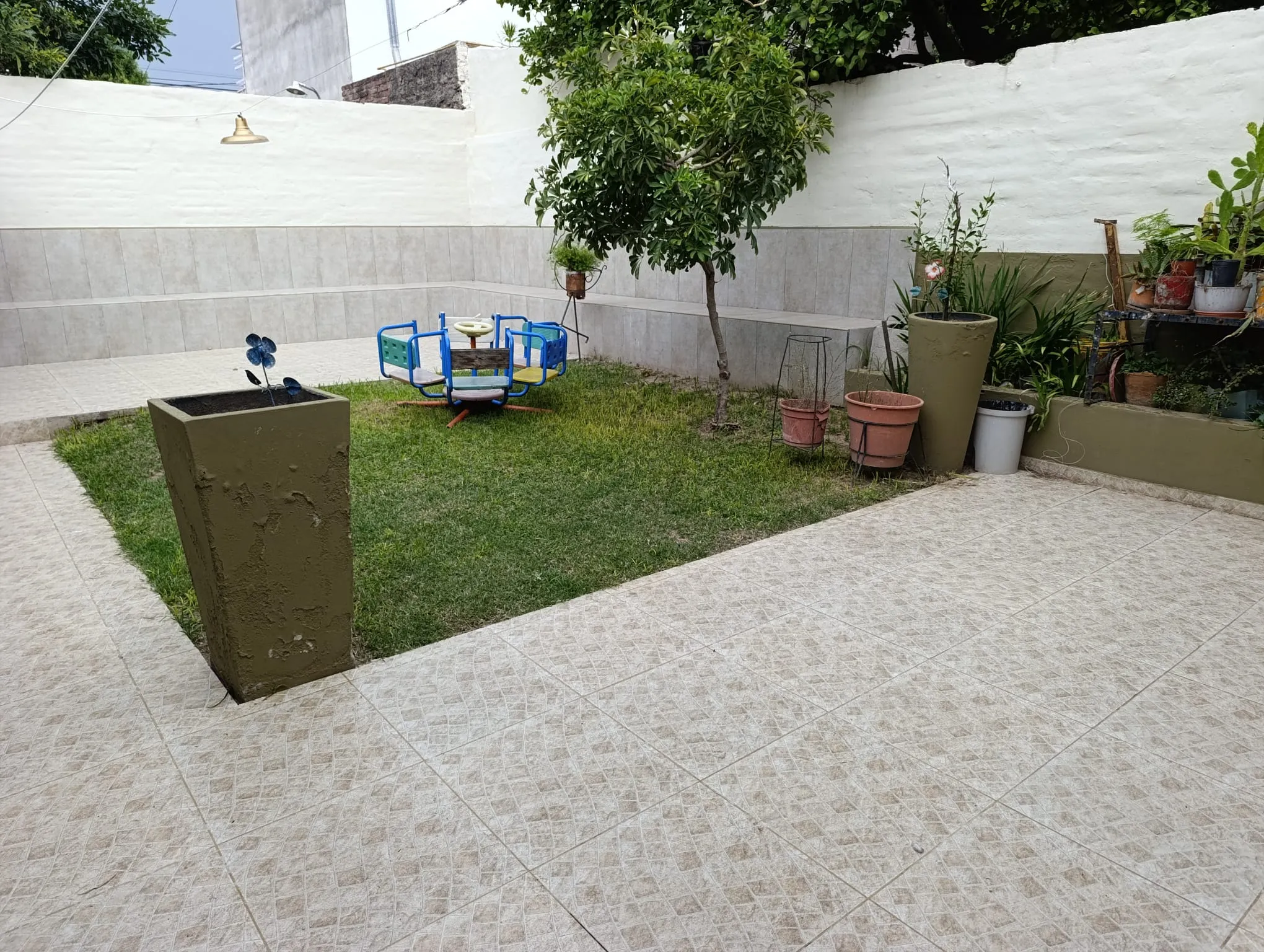 ALQUILER - EXCELENTE CASA EN ALTO ALBERDI