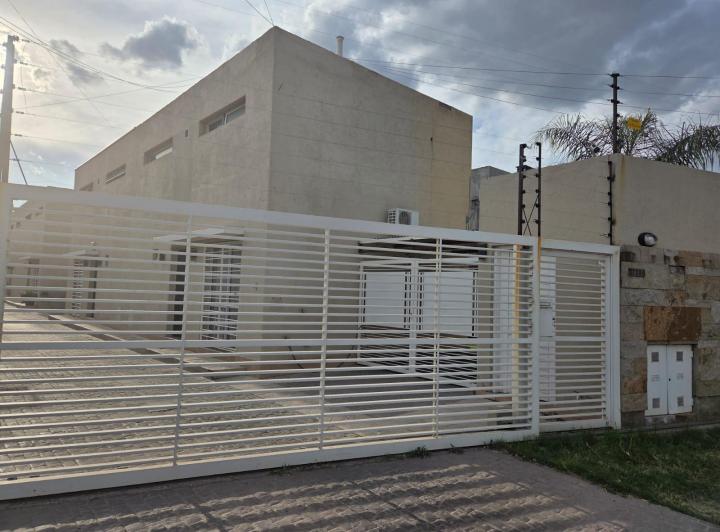 Departamento · 76m² · 4 Ambientes · 1 Cochera