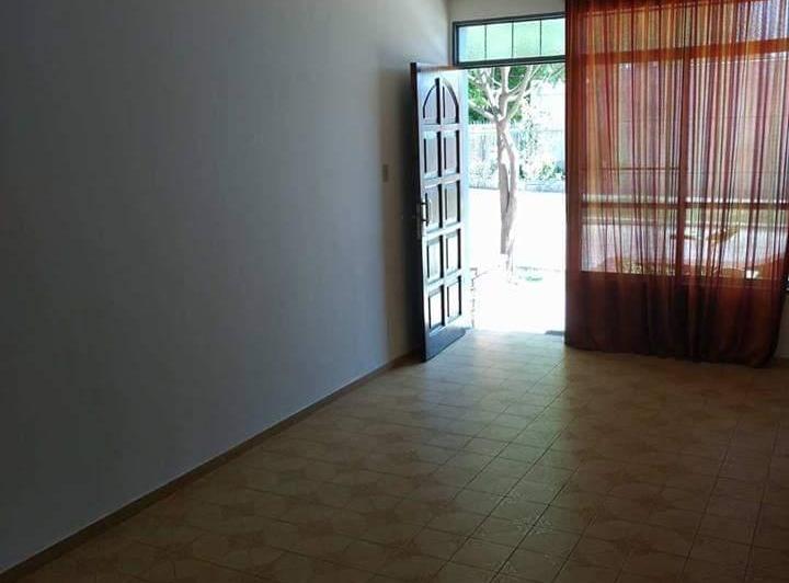 Casa · 200m² · 3 Dormitorios · 5 Cocheras