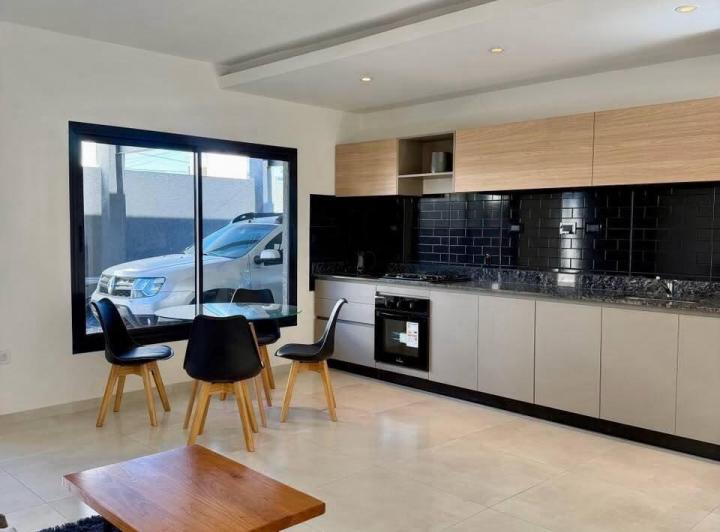 Casa · 108m² · 2 Dormitorios · 1 Cochera