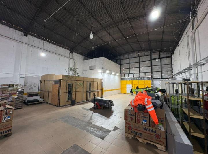 Bodega-Galpón · 700m² · 2 Ambientes