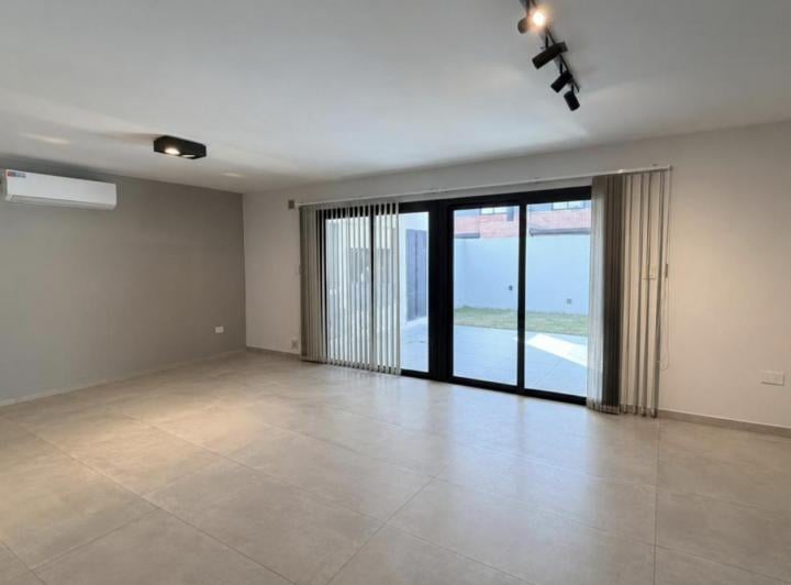 Casa · 150m² · 3 Dormitorios