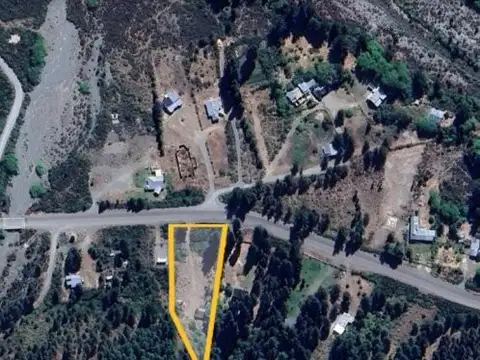 Terreno en avenida los retamos . epuyen. entre dos arroyos. con todos los servicios
