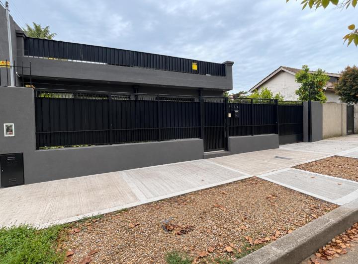 Casa · 177m² · 6 Ambientes · 1 Cochera