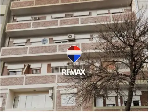 Venta depto 2 dorm. av. belgrano al 300