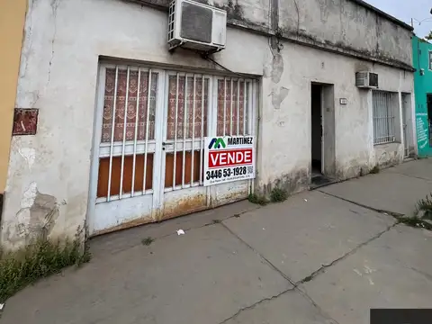 Casa en venta c/ cochera en gualeguaychú