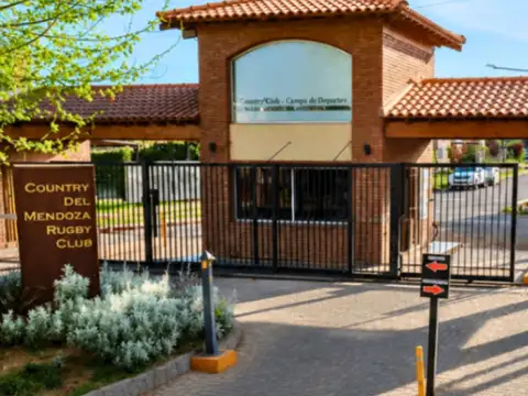 Venta terreno central, 758m2, barrio mendoza rugby