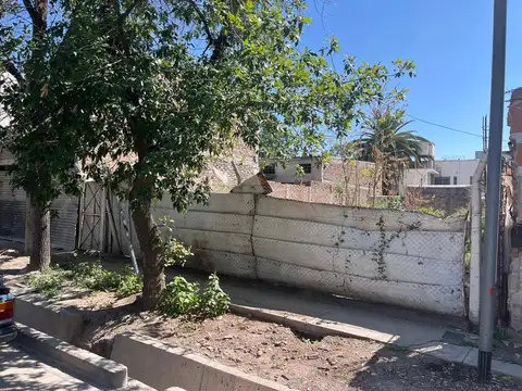 Lote 240m2 ,a metros del nudo vial, dorrego