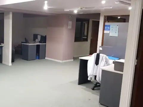 Semipiso de oficinas en centro de mendoza