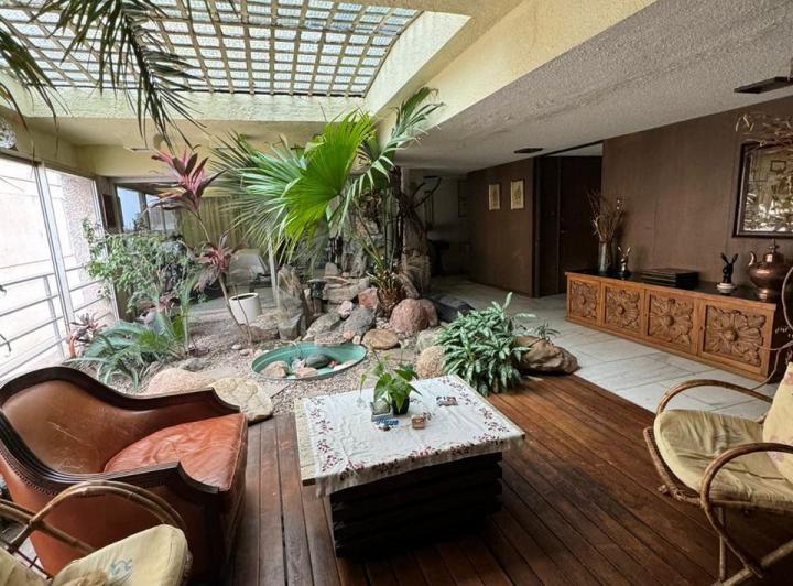 Departamento · 450m² · 9 Ambientes · 1 Cochera