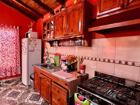 Venta casa de 3 dormitorios, cochera y patio en cruz de piedra, maipú