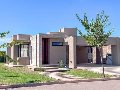Casa en Venta en Lujan De Cuyo, Lujan de Cuyo