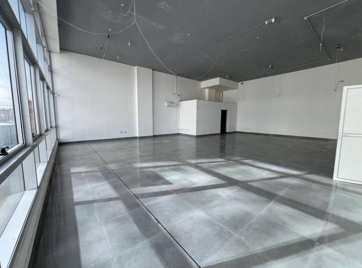 Oficina comercial · 250m² · 2 Ambientes