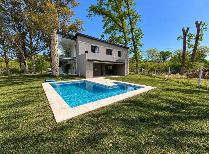Casa · 125m² · 4 Ambientes · 1 Cochera