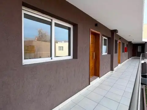 Departamento en complejo privado
