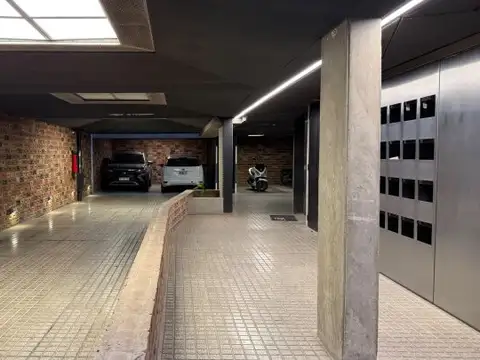 Inmobiliaria alquila departamento 1 dormitorio con opción cochera