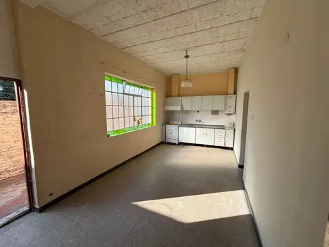Casa de pasillo en venta 2 dormitorios  b.belgrano