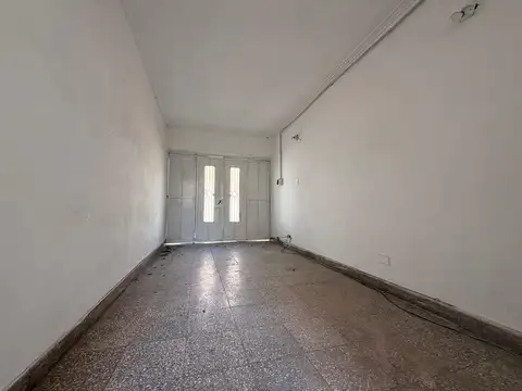 Se alquila casa de 2  d.en b. fomento 9 de julio