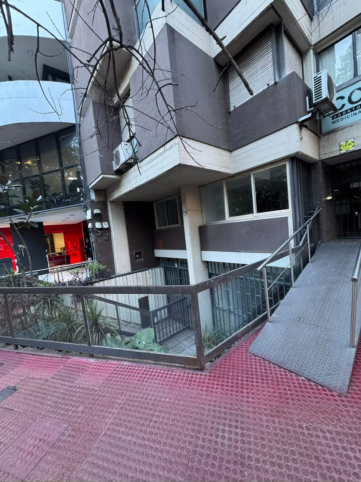 OPORTUNIDAD!  LOCAL COMERCIAL FIGUERIO ALCORTA 47 90M