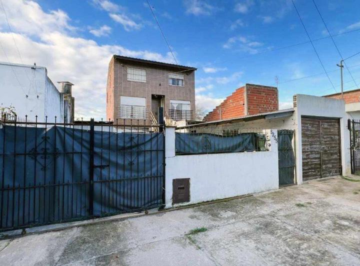 Casa · 338m² · 7 Ambientes