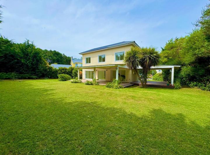 Casa · 200m² · 4 Ambientes