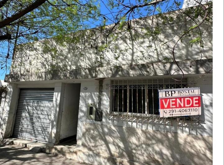 Casa · 128m² · 6 Ambientes · 1 Cochera