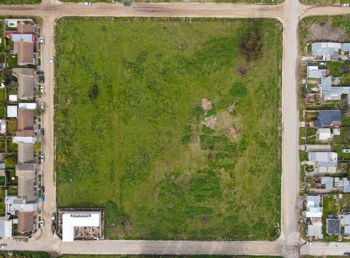 Terreno · 376m²