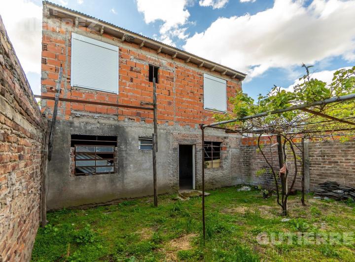 Casa · 130m² · 4 Ambientes · 1 Cochera