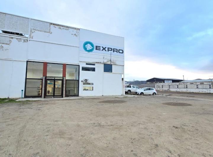 Depósito · 840m²