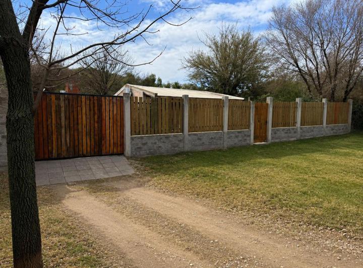 Casa · 110m² · 4 Ambientes · 2 Cocheras