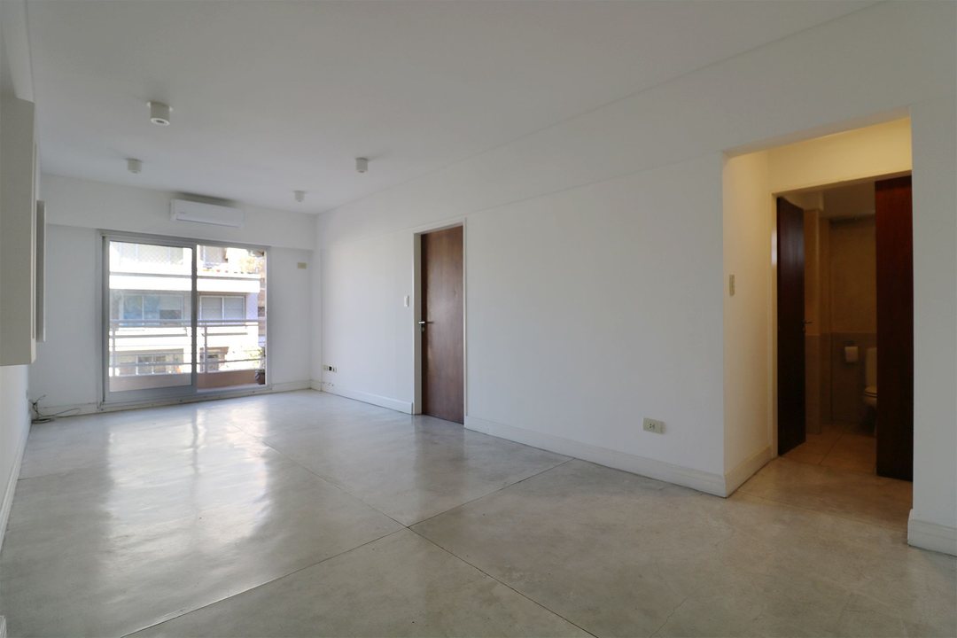 VENTA AMPLIO 2 AMB LUMINOSO BALCON APTO CREDITO