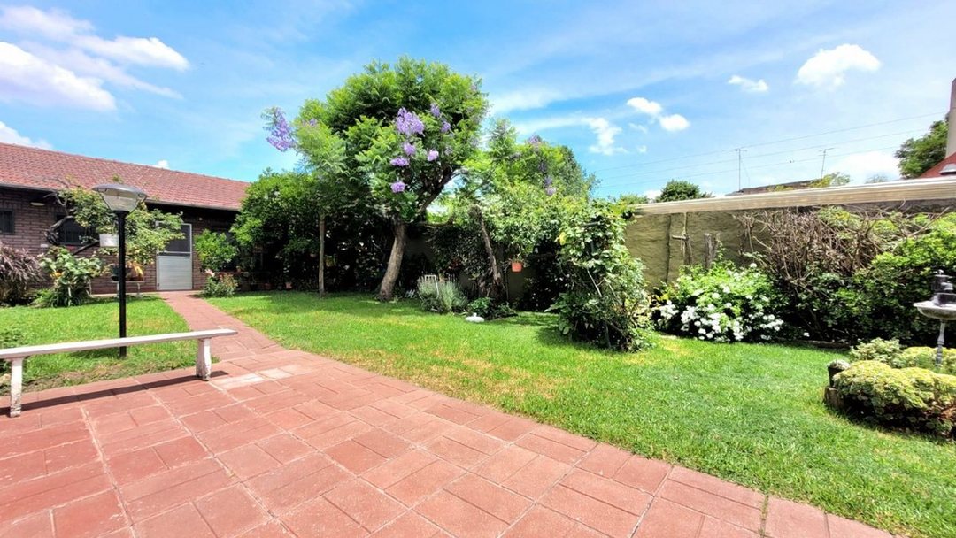 VENTA CASA 5 AMBIENTES GRAN PARQUE CASTELAR NORTE