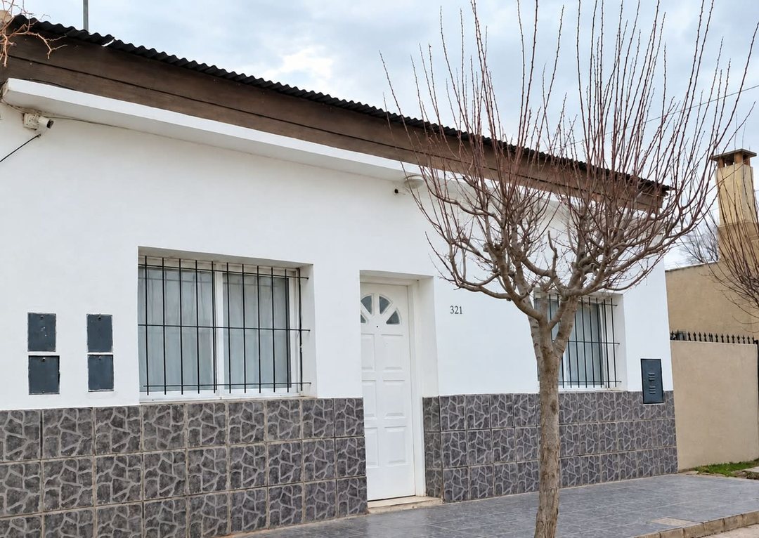 CASA EN VENTA PLOTTIER AV ZABALETA APTA CREDITO