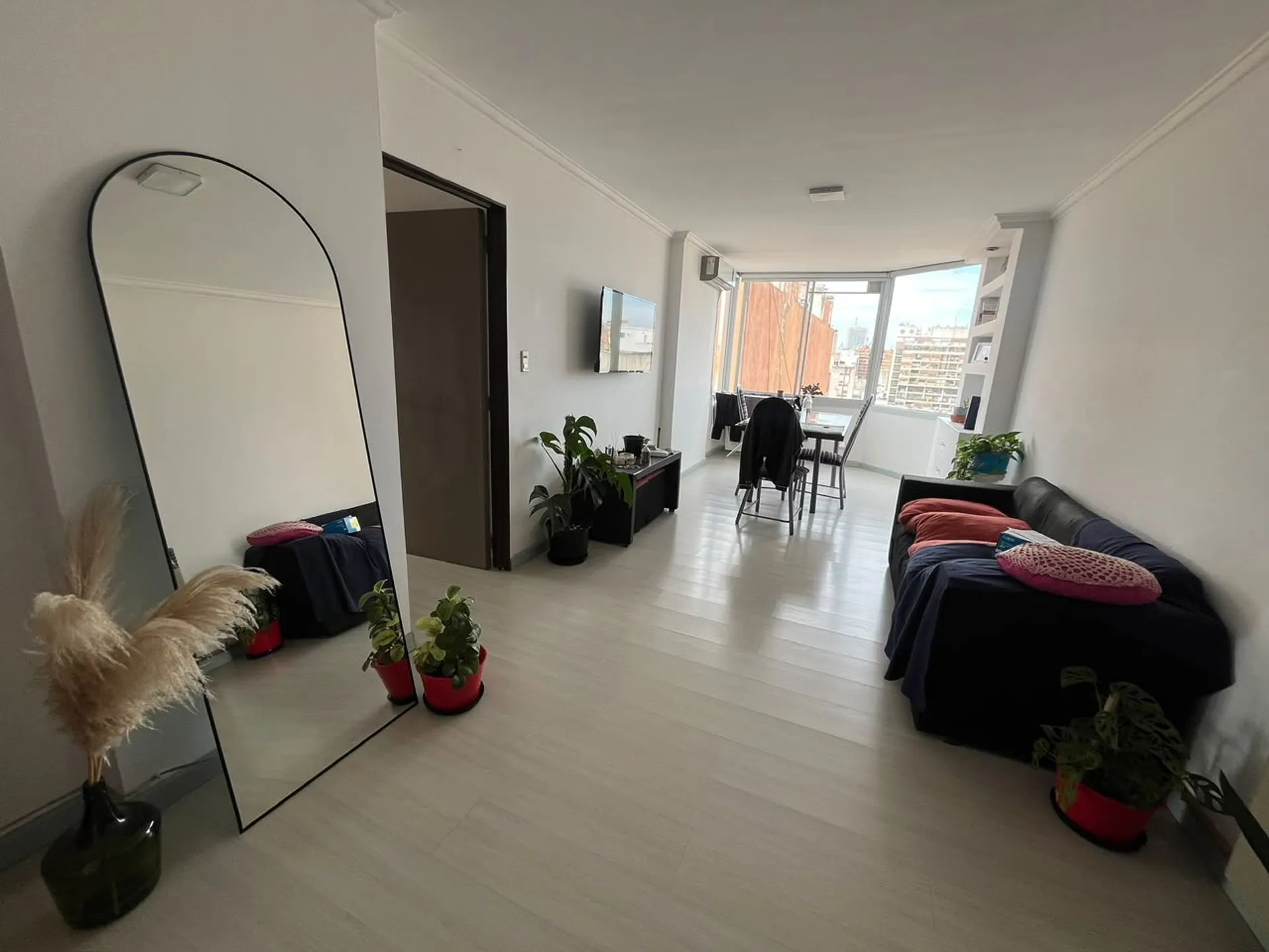 DEPARTAMENTO Bº CENTRO CÓRDOBA AV VELEZ SARSFIELD 2 DORMI COCHERA 12º PISO SEGURIDAD 24 HS INVERSION VENTA