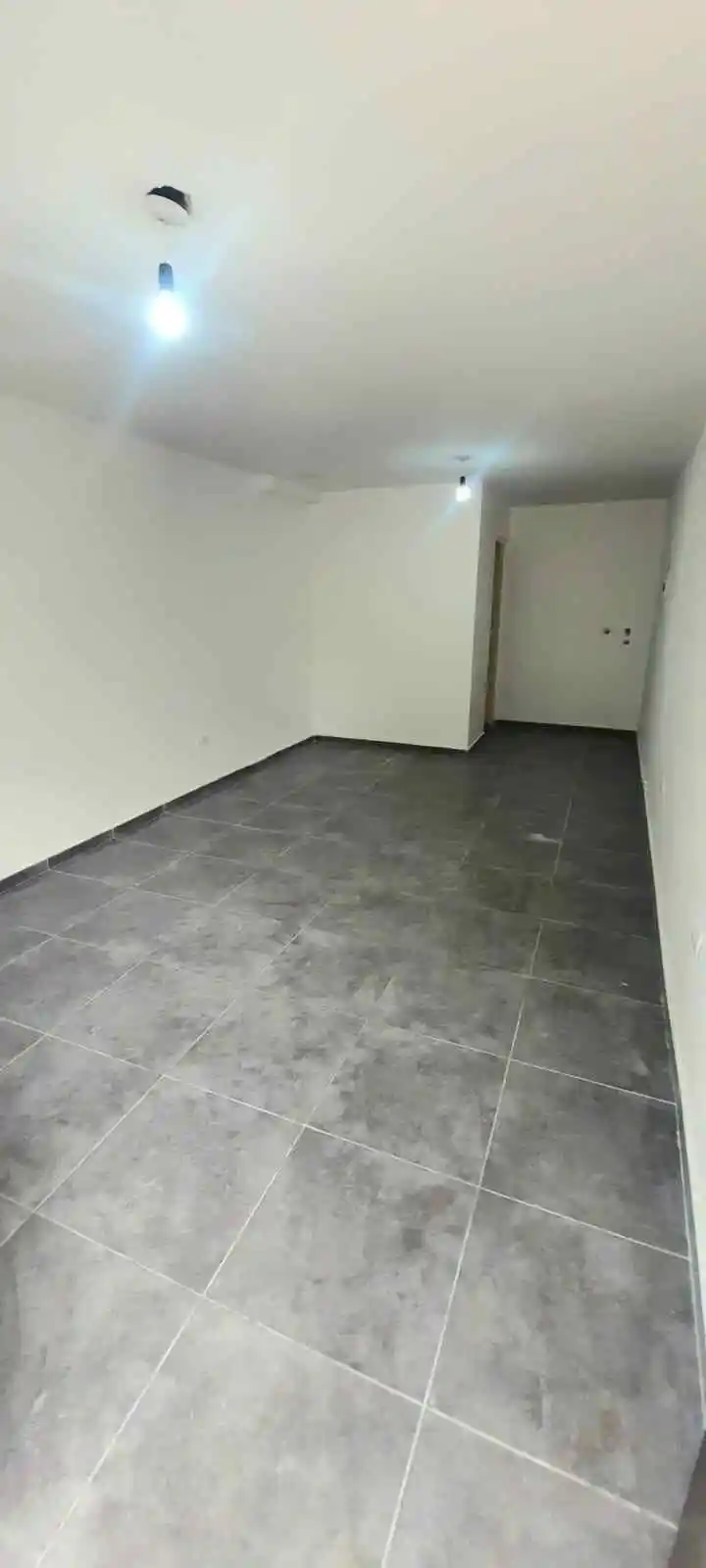 COFICO local comercial APTO VARIOS RUBROS R. Peña 1522 entre Bedoya y J. L. de Cabrera) ALQUILO