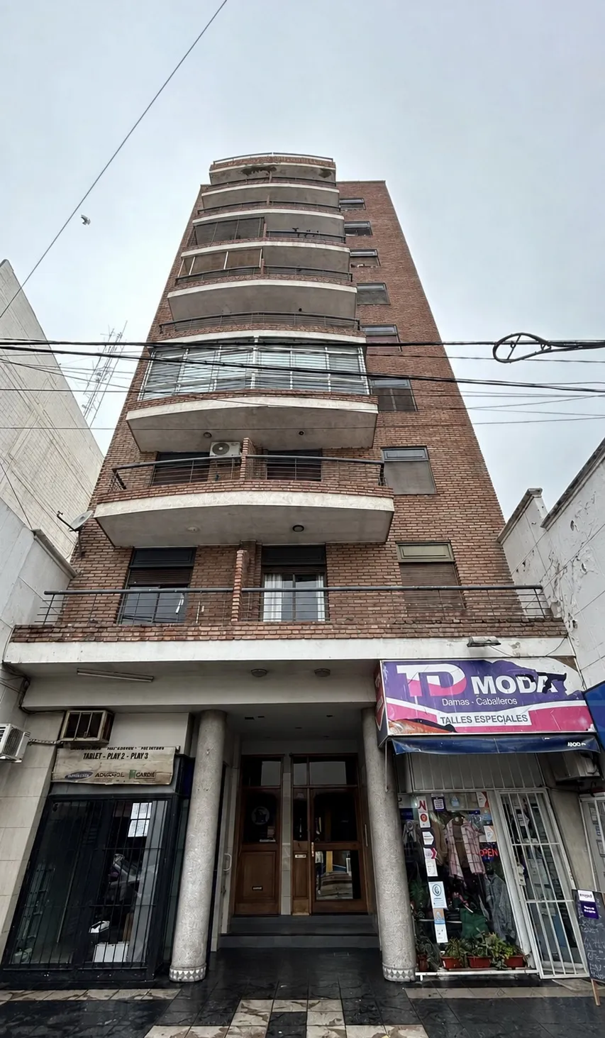 ALQUILO DEPTO 1 DORM. A METROS DE PLAZA ROCA