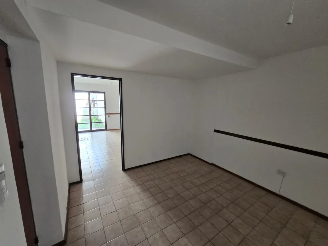 VENTA - DEPARTAMENTO CON PATIO - ALBERDI