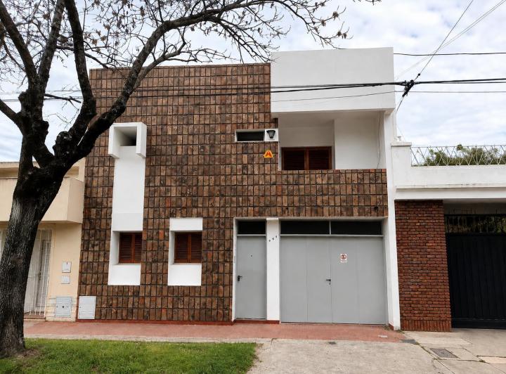 Casa · 120m² · 4 Ambientes · 1 Cochera