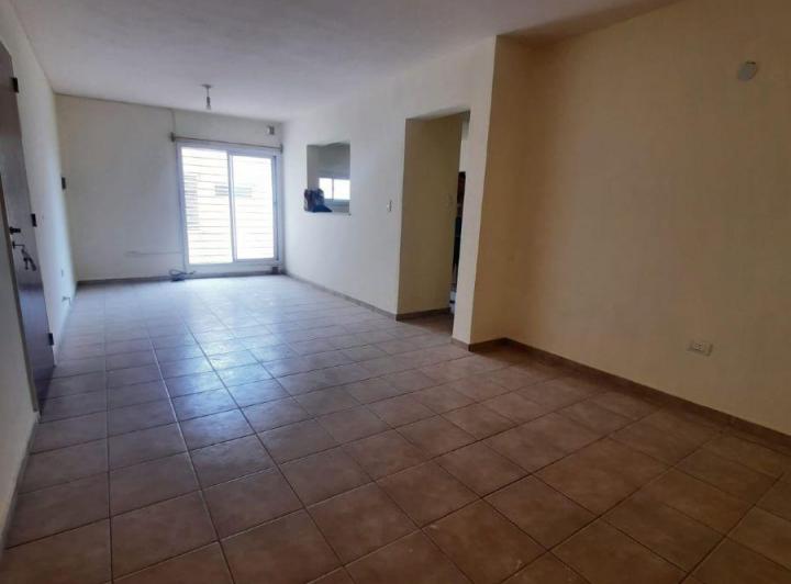Departamento · 60m² · 4 Ambientes · 1 Cochera