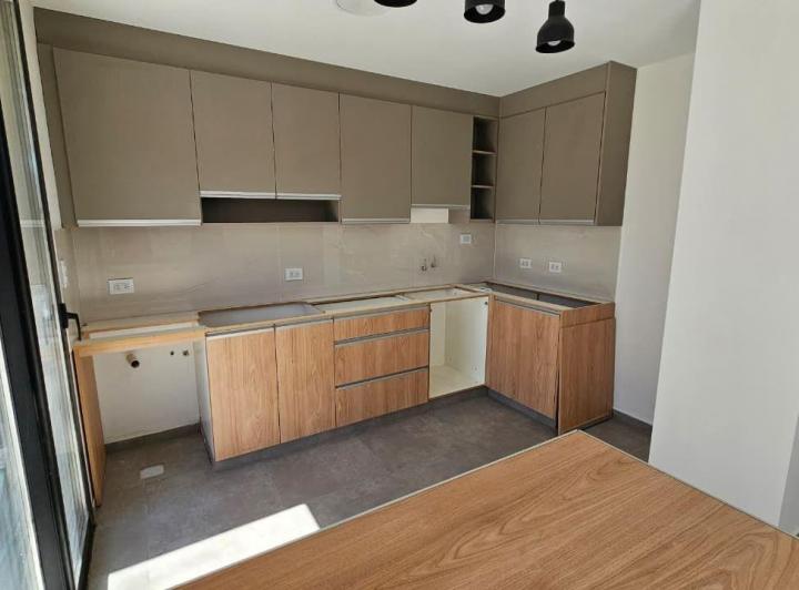 Casa · 131m² · 3 Dormitorios · 2 Cocheras