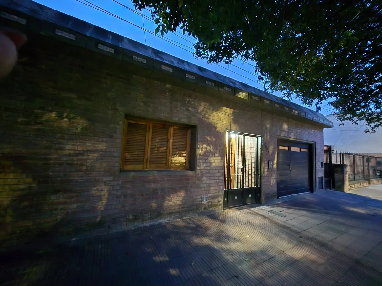 Alquilo Casa en Barrio Jardin